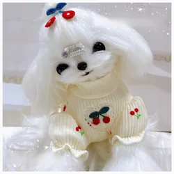 Ropa elástica con cereza y peluche para perros pequeños