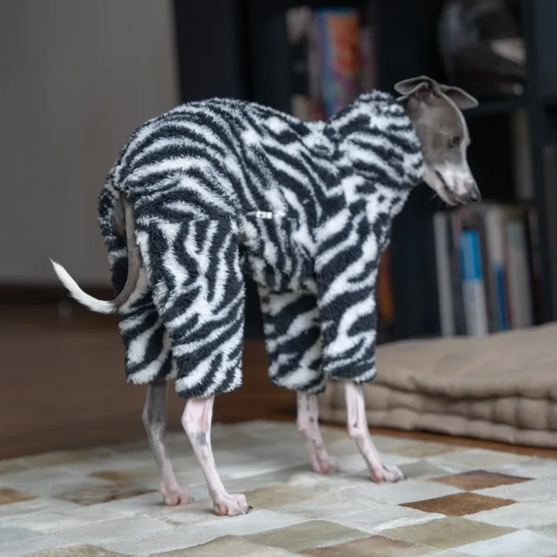 Nueva ropa para cachorros de terciopelo de doble cara de cebra, ropa cálida y suave para perros de tamaño mediano, adecuada para galgos pequeños/madelets - imagen 3