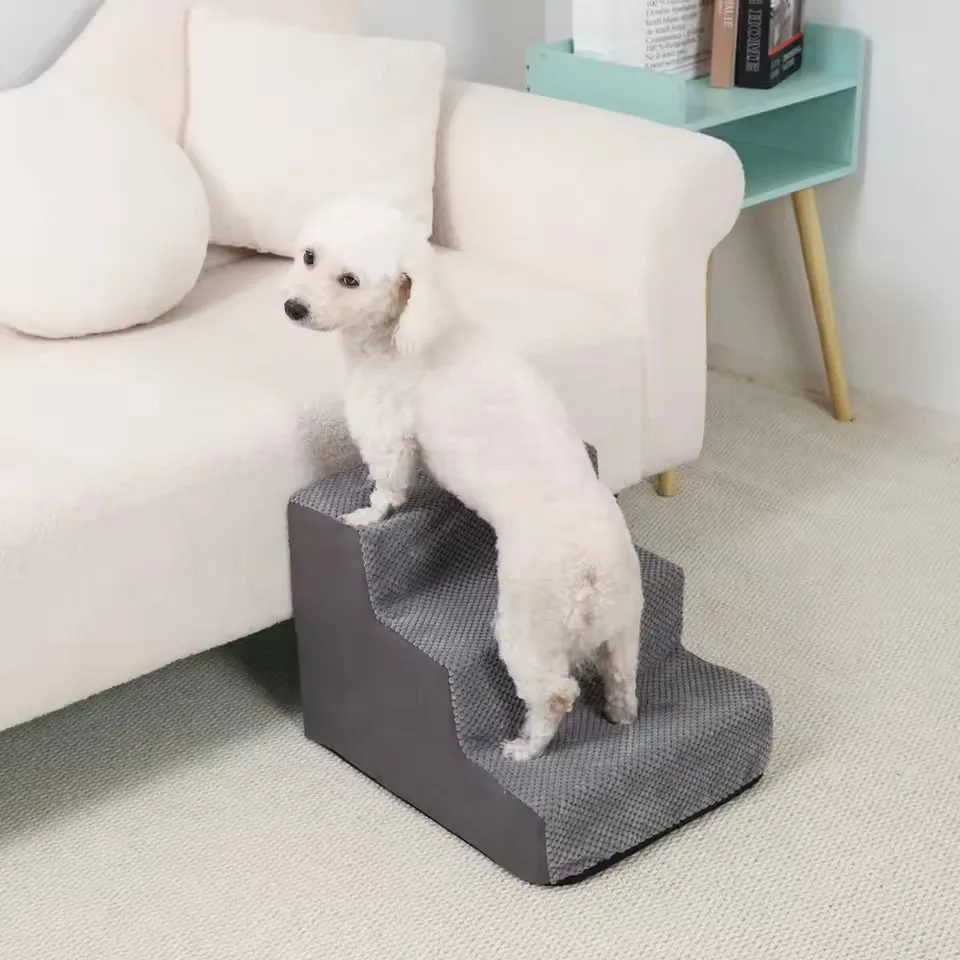 Pasos para mascotas, escaleras de espuma para perros pequeños, rampa plegable para mascotas con fondo antideslizante para cama, sofá, uso interior, escaleras portátiles para perros, escalones para cachorros - imagen 5
