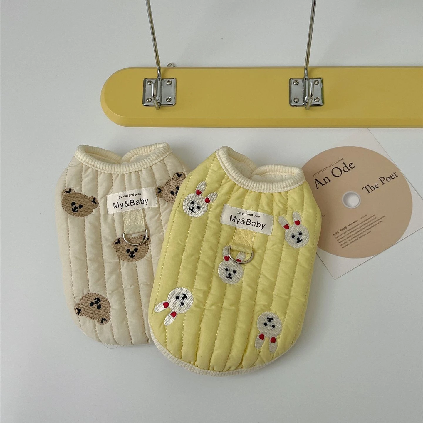 Ropa gruesa de invierno para mascotas, chaleco de terciopelo sin mangas con estampado de dibujos animados, oso, conejo, abrigo para mascotas, disfraz para perros, nuevo - imagen 2