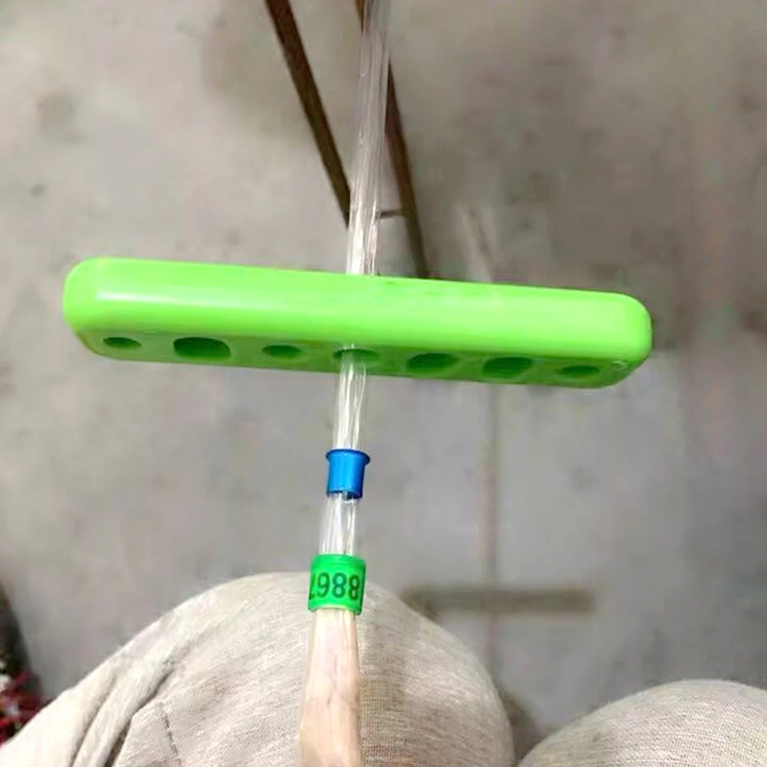 Instalador de anillo para pie de paloma, diseño multiagujero, ahorro de esfuerzo, protege los palomas jóvenes para carreras de palomas, anillo para pie de Paloma, 1 Juego - imagen 4