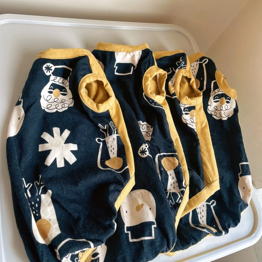 Lindo chaleco de verano de dibujos animados para gato sin pelo Camiseta verde sin mangas con estampado animal para Sphinx en primavera Pijama suave para gatitos