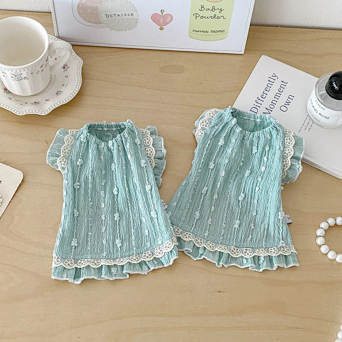Vestido princesa transpirable con encaje para perros pequeños y medianos - imagen 2