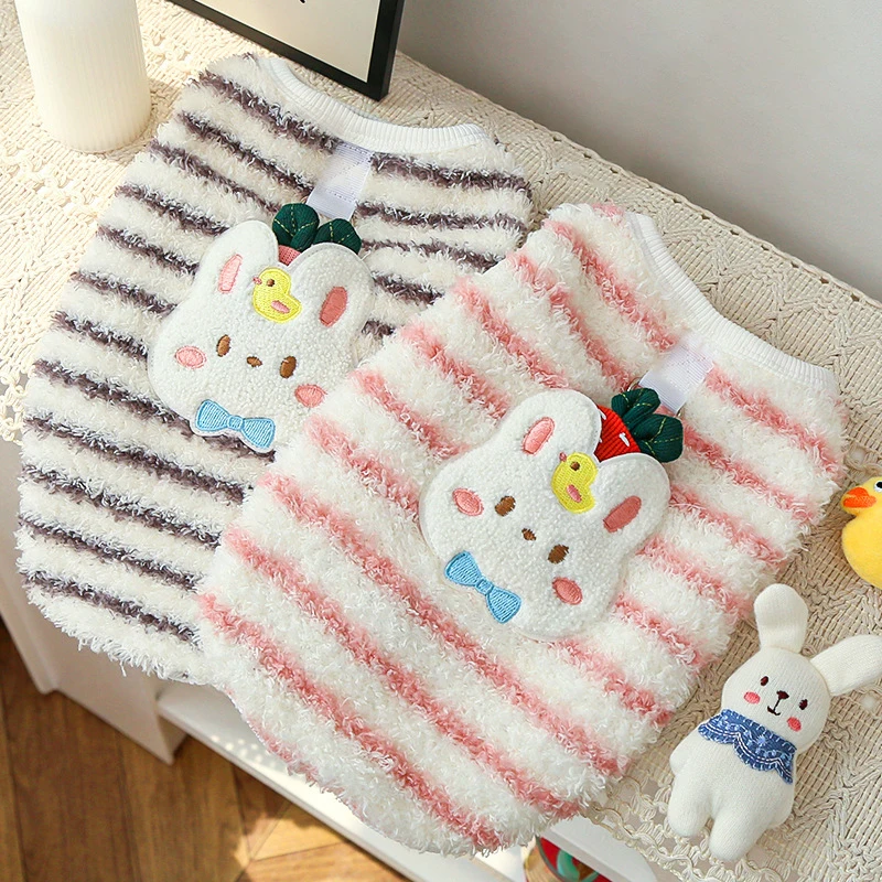 Ropa de lana para perros Otoño Invierno abrigo a rayas para perros lindo estampado de conejo chaleco cálido para perros gatos Bichon Yorkie taza de té jerseys para perros