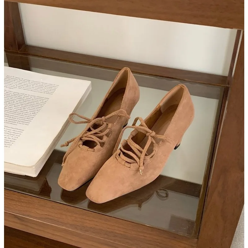 Zapatos para perros con punta cuadrada y tacón de bloque - imagen 5