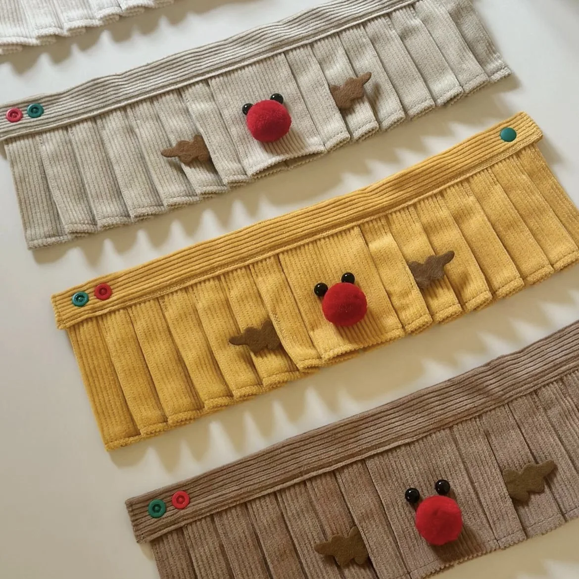 Collar plisado Ins, capa de alce con expresión bonita, bufanda para mascota, gato, perro, toalla de baba, decoración navideña, accesorios para cachorros