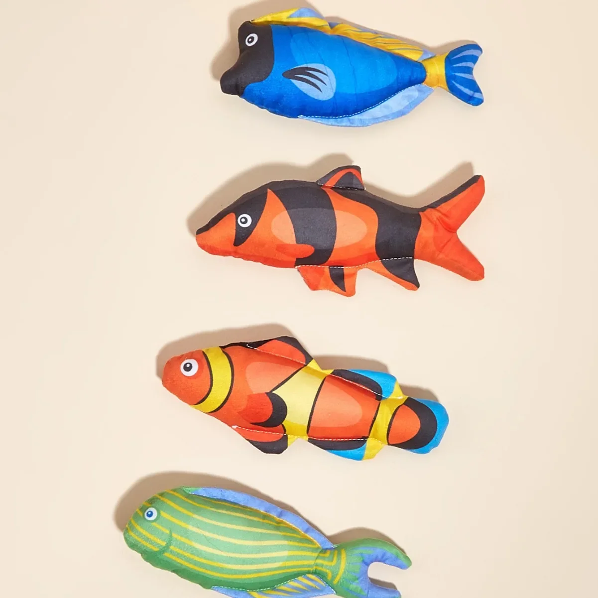 Pez payaso simulado de aguas profundas, juguete de menta que contiene hierba de gato, papel de gato, muñeco de Nibbling autoflexible - imagen 3