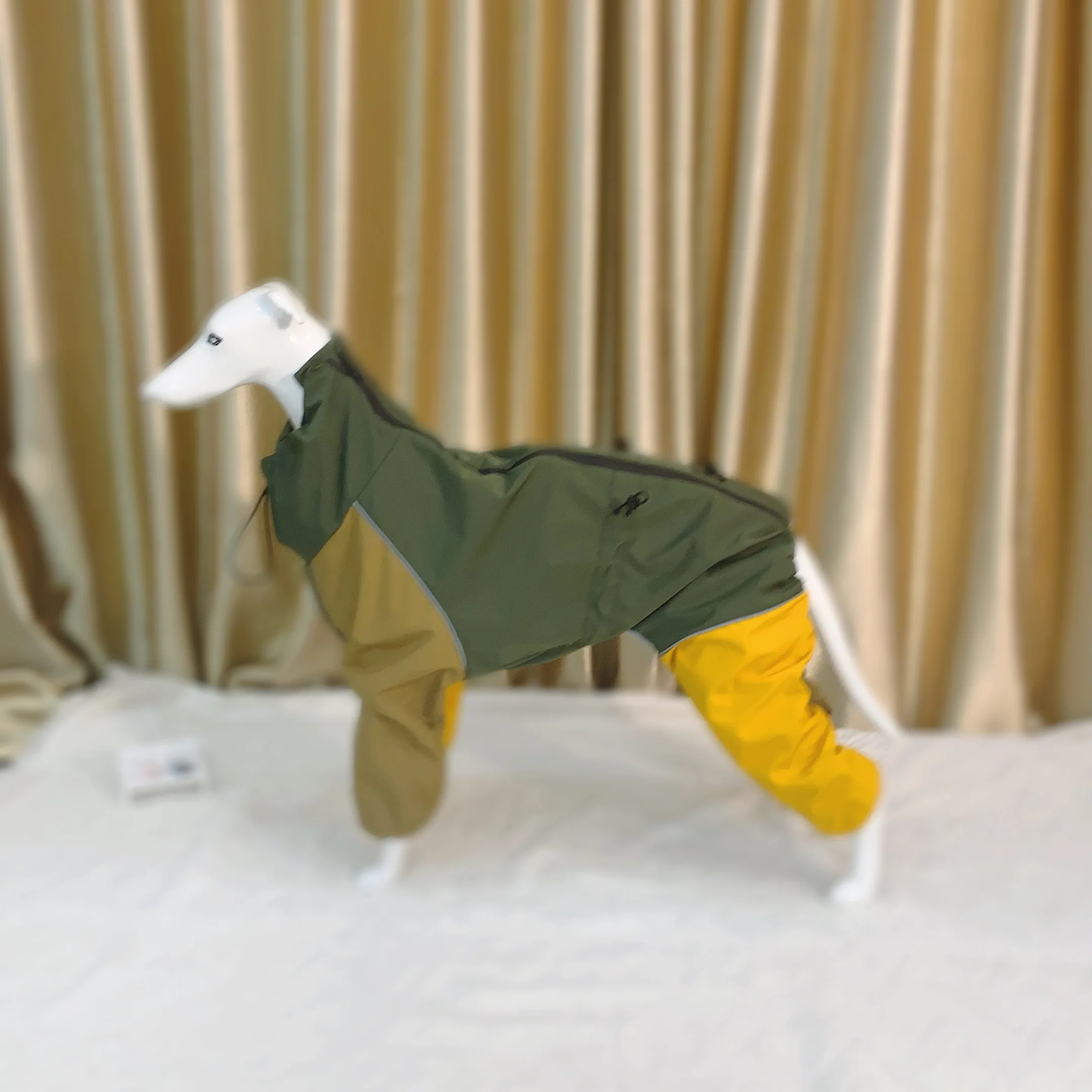 Chaqueta intercambiable de 4 patas a la moda con línea reflectante para galgo italiano, impermeable, cálida, resistente al viento, ropa Whipbit - imagen 5