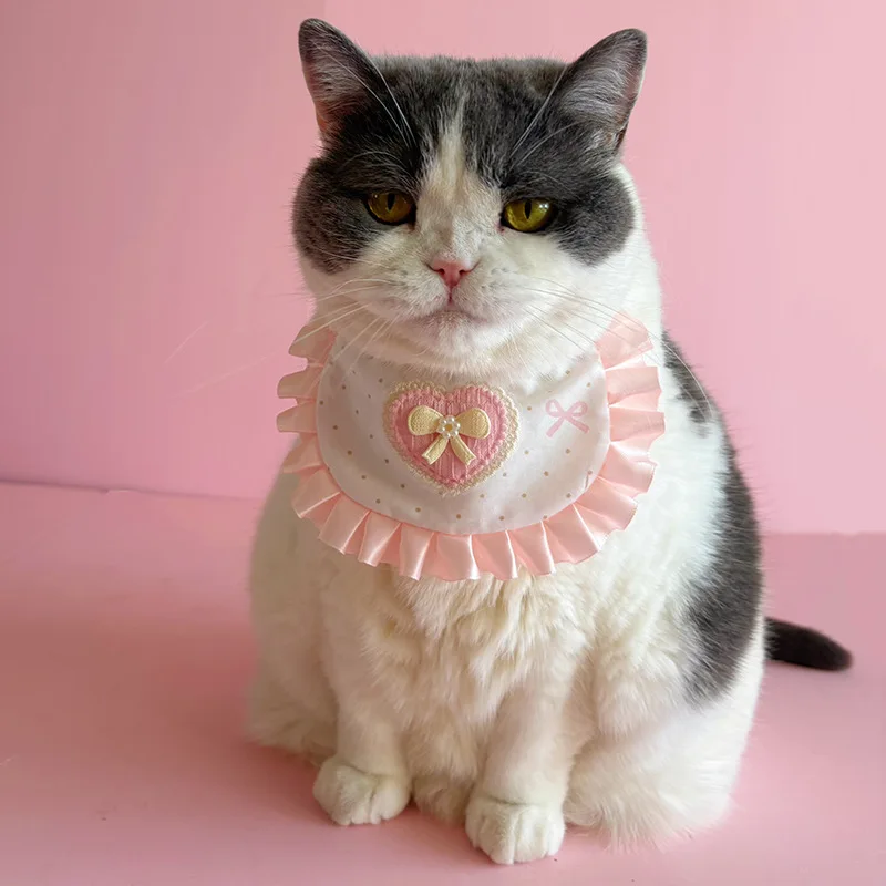 Babero para mascotas, bufandas de felpa para gatos, cachemira para cachorros y perros, bufanda bonita con borde de flores y corazón, bufanda de tela, accesorios para perros pequeños