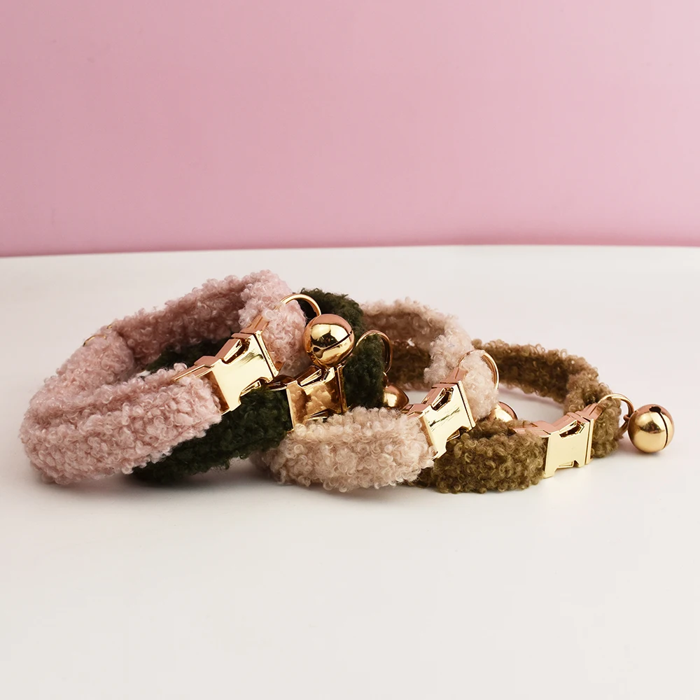 Collar de gato de peluche con placa de nombre, pajarita con campana, collares de gato grabados personalizados para gatos - imagen 4