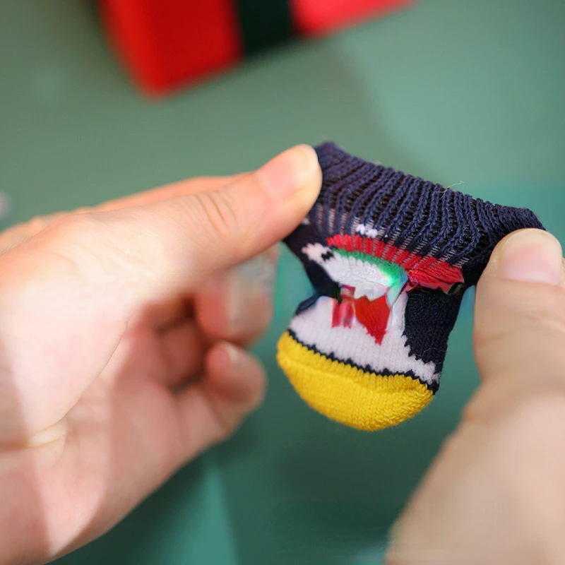 Navidad gato perro Festival vestir accesorios lindo antideslizante inferior muñeco de nieve Teddy calcetines gruesos para mascotas zapatos para perros pequeños - imagen 4