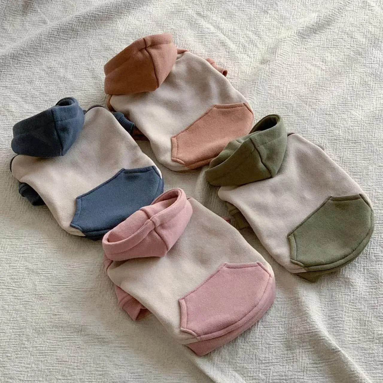 Sudadera con capucha de otoño/invierno para mascotas, camiseta cálida con empalme, Teddy Yorkshire, perro pequeño, sudadera con capucha de otoño/invierno, ropa para cachorros pequeños