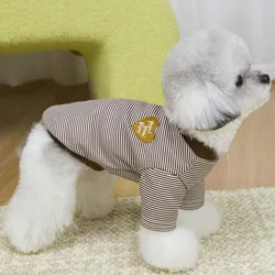 Sudadera con capucha a rayas para perros pequeños y medianos Dachshund