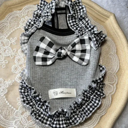 Chaleco con arnés para perros y gatos de encaje para perros pequeños, caniche, Pomerania, ropa para mascotas de algodón Bichon en negro, blanco y gris