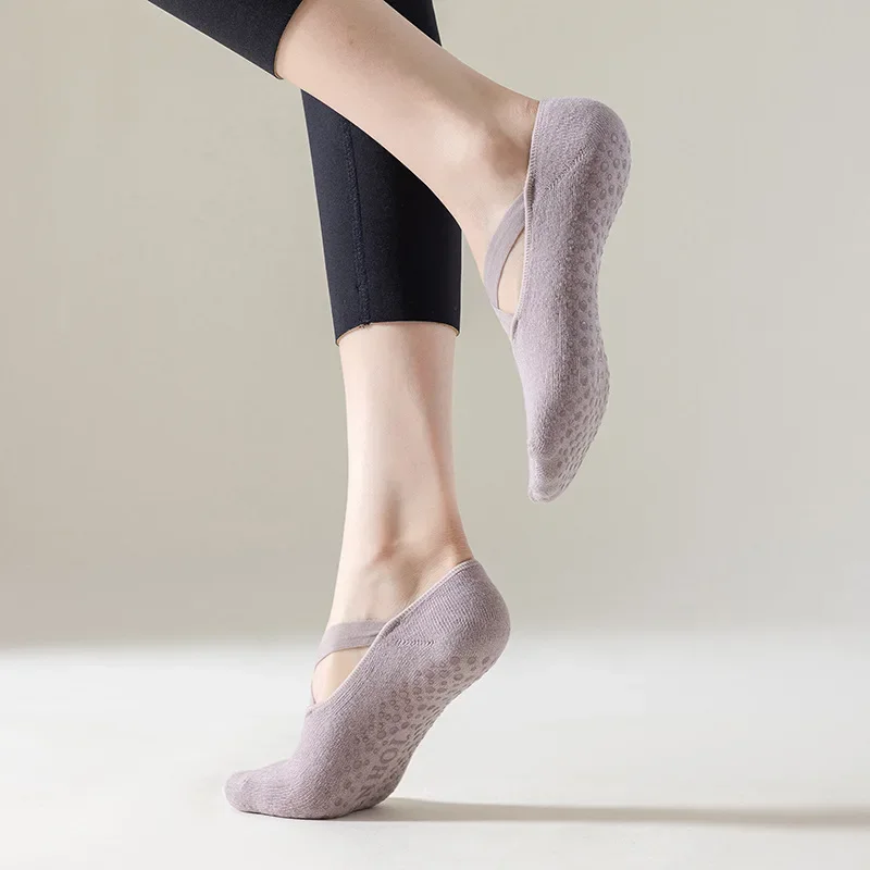 Calcetines de Yoga profesionales para mujer, calcetines antideslizantes de silicona para Ballet y Pilates, calcetines deportivos de baile transpirables con espalda descubierta - imagen 3