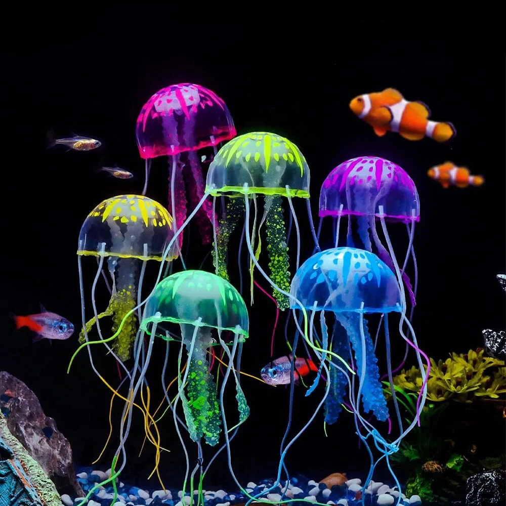 Medusa en paisaje de acuario