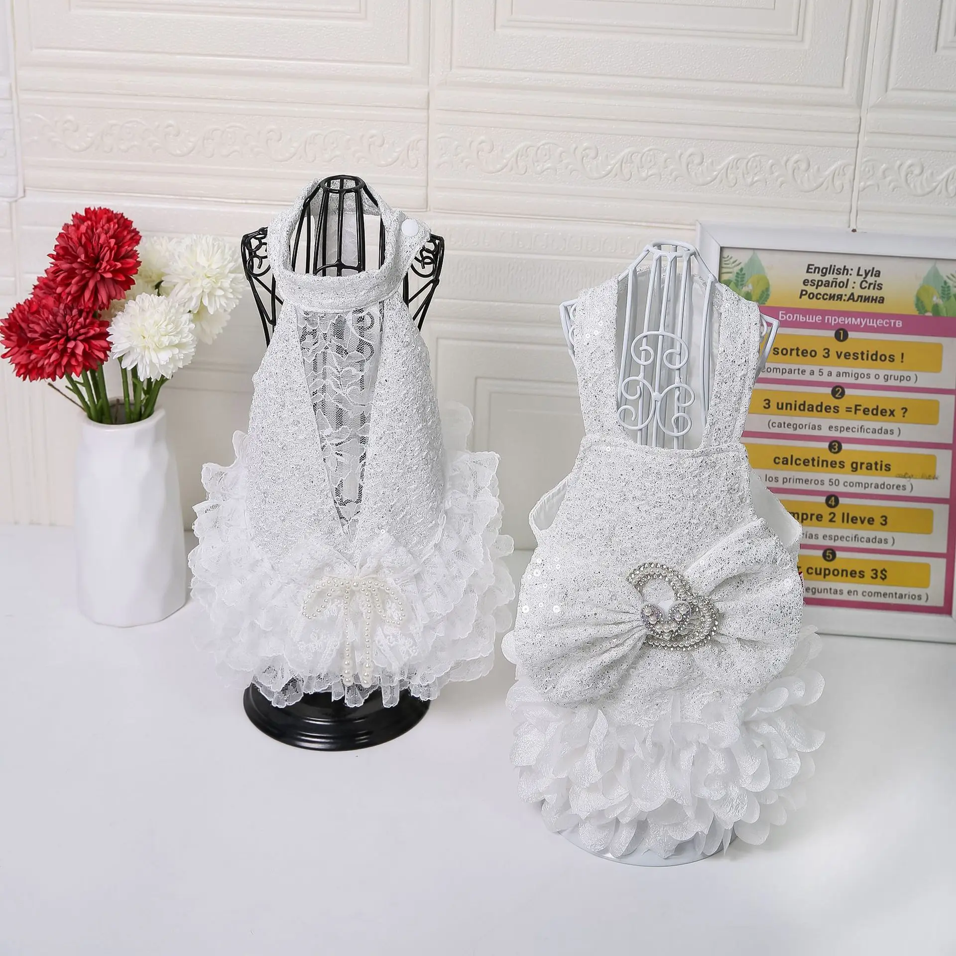 Vestido de novia blanco puro para primavera/verano para mascotas, vestido de princesa para perros, falda con tirantes y lazo, ropa brillante para perros pequeños