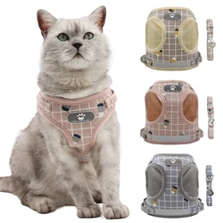 Arnés reflejante para gato – Ajustable y seguro en paseos nocturnos