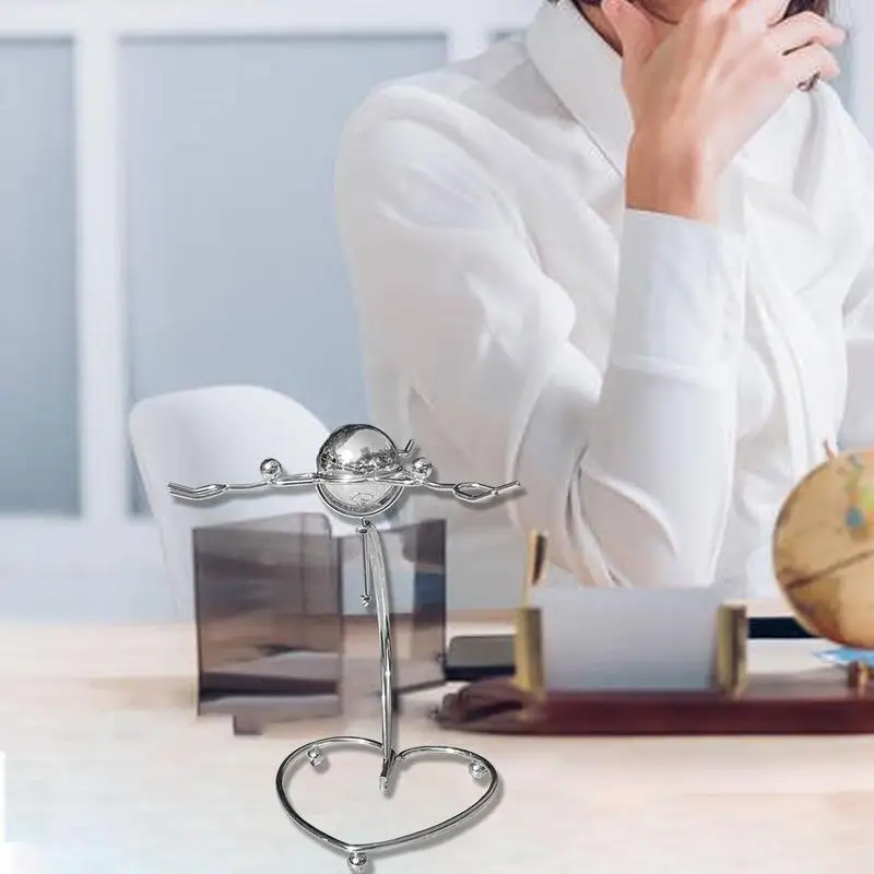 Péndulo de equilibrio de hombre pequeño, decoraciones de hierro para arte de oficina, juguete de equilibrio, adorno para el hogar y la Oficina, juguetes de escritorio - imagen 2