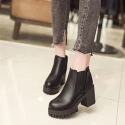 Botas de tacón alto para dueños de gatos y perros - moda y comodidad