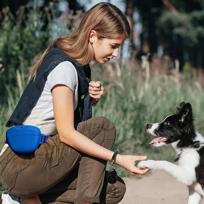 Bolsa de silicona para golosinas para perros, alimentador al aire libre, bolsa para aperitivos para cachorros, bolsa de almacenamiento de recompensa de alimentos, suministros para mascotas, riñonera portátil para entrenamiento de perros - imagen 4