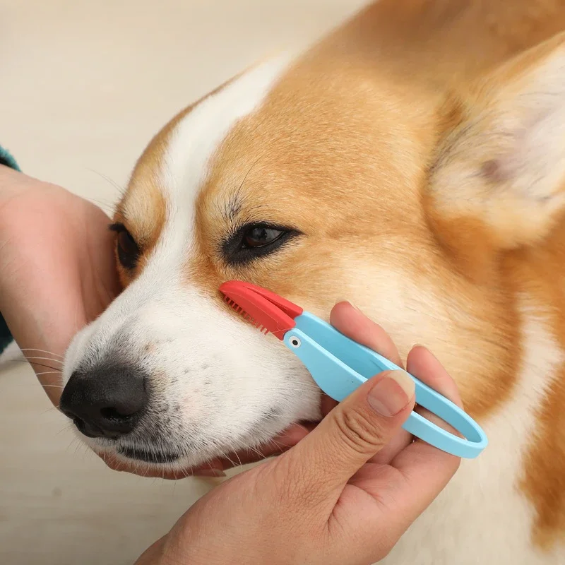 1 Uds. Cepillo de lágrima para mascotas, cepillo para merda de ojos de perro y gato, limpiador de ojos - imagen 2