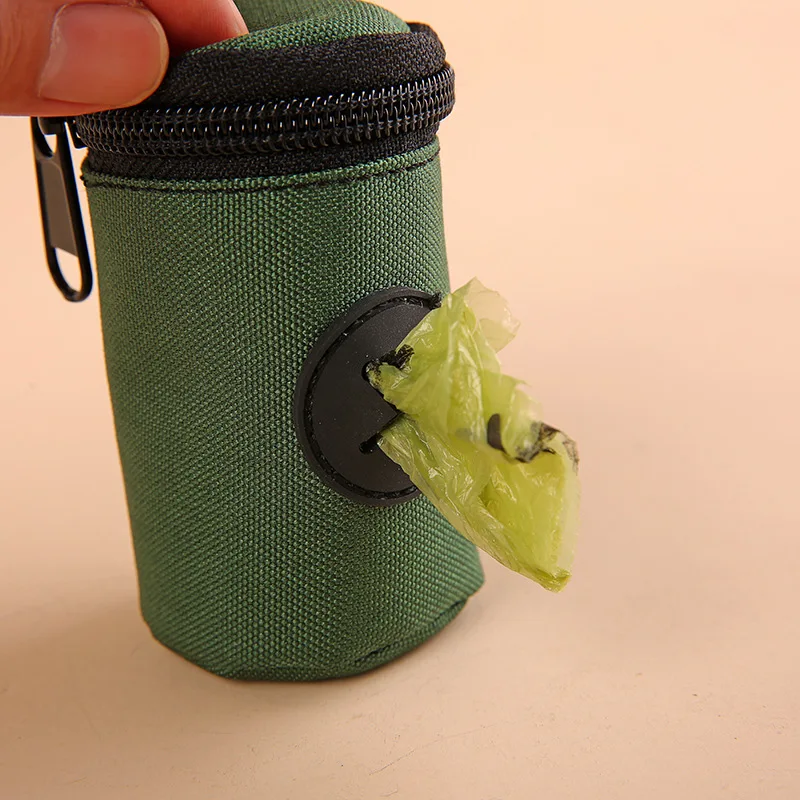 Dispensador de bolsas para excrementos perro con prendedor en correa - imagen 2
