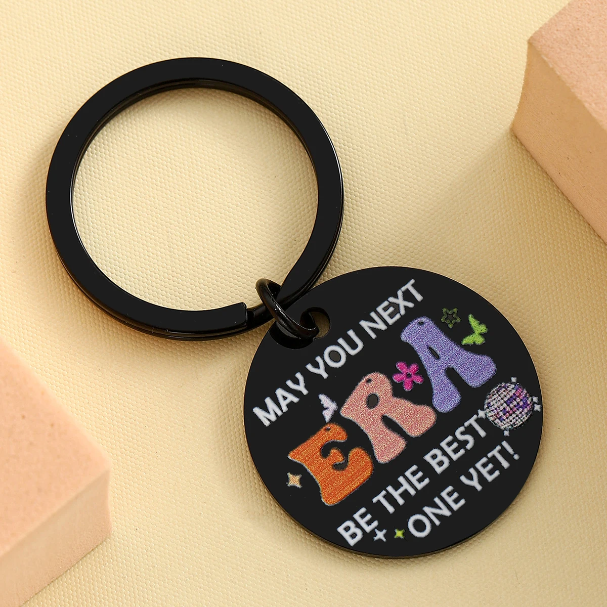 Taylor Merch Taylor proporciona tu próxima era Be the Best One Yettaylor con un llavero de niña, inspirado en un regalo de Navidad - imagen 3