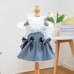 Vestido para perros estilo princesa con encaje y lazos en azul marino