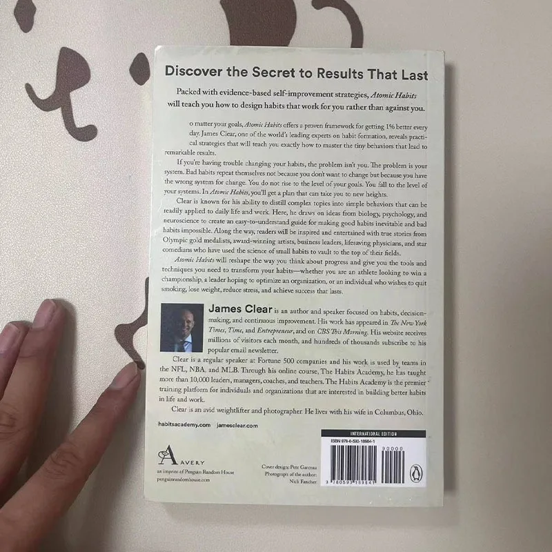 Hábitos atómicos de James Clear, una forma fácil y probada de construir buenos hábitos y romper los malos, libros de autogestión - imagen 2