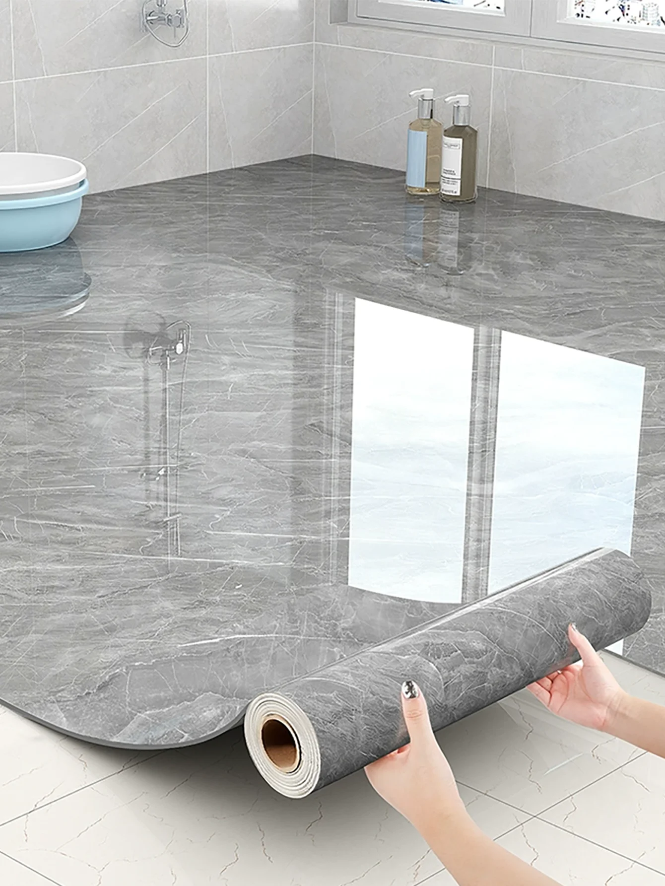 Azulejos de suelo de mármol de imitación, papel tapiz autoadhesivo simple, pelar y pegar DIY, pegatinas decorativas impermeables, antideslizantes y resistentes al desgaste, adecuadas para cocina, baño, dormitorio, sala de estar, comedor y renovación de muebles (15. 7 pulgadas X 196. 8 pulgadas) - imagen 3