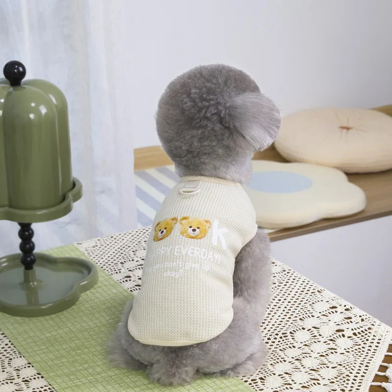 Ropa bonita para mascotas, camisa inferior para mascotas de primavera y otoño, chaleco clásico a rayas de peluche, chaleco para cachorros y osos, ropa suave para el hogar, disfraz para perros - imagen 3