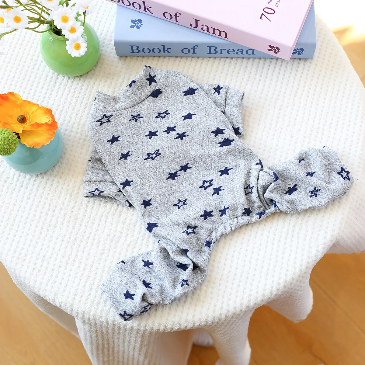 Mono de estrella de primavera para mascotas, pantalones de cuatro patas para perros, ropa para el hogar con estrella gris, camisa Base, ropa para cachorros, pijamas para perros - imagen 4