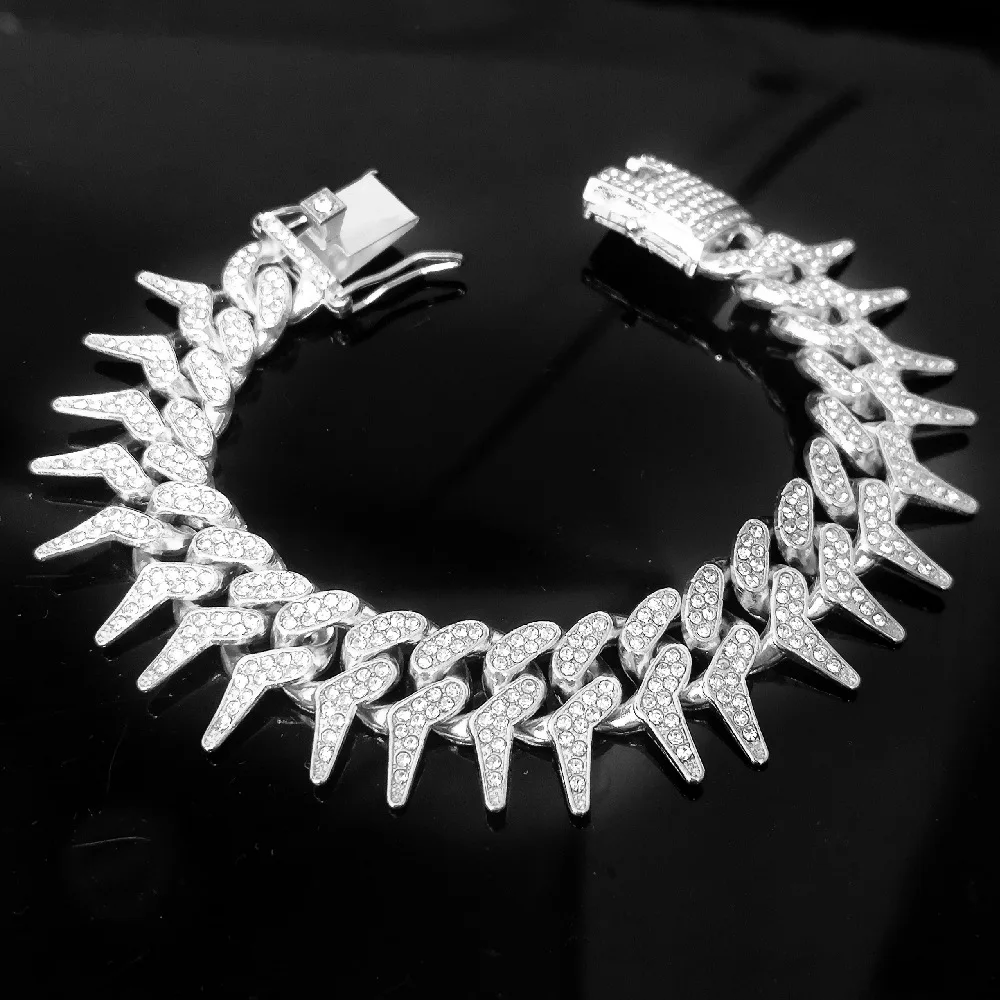 Collar para perros y gatos con cadena de diamantes brillantes de 13 mm con diseño de remache con pinchos, collar de perro de eslabones cubanos dorados de lujo para perros pequeños, medianos y grandes - imagen 2