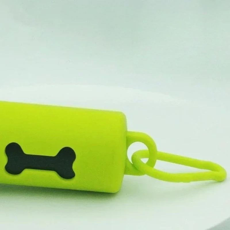 Nuevo y práctico dispensador de bolsas de basura para mascotas, soporte LED para bolsas de excrementos de perros con estuche portador de plástico ligero, bolsas para excrementos de residuos de perros y mascotas - imagen 5