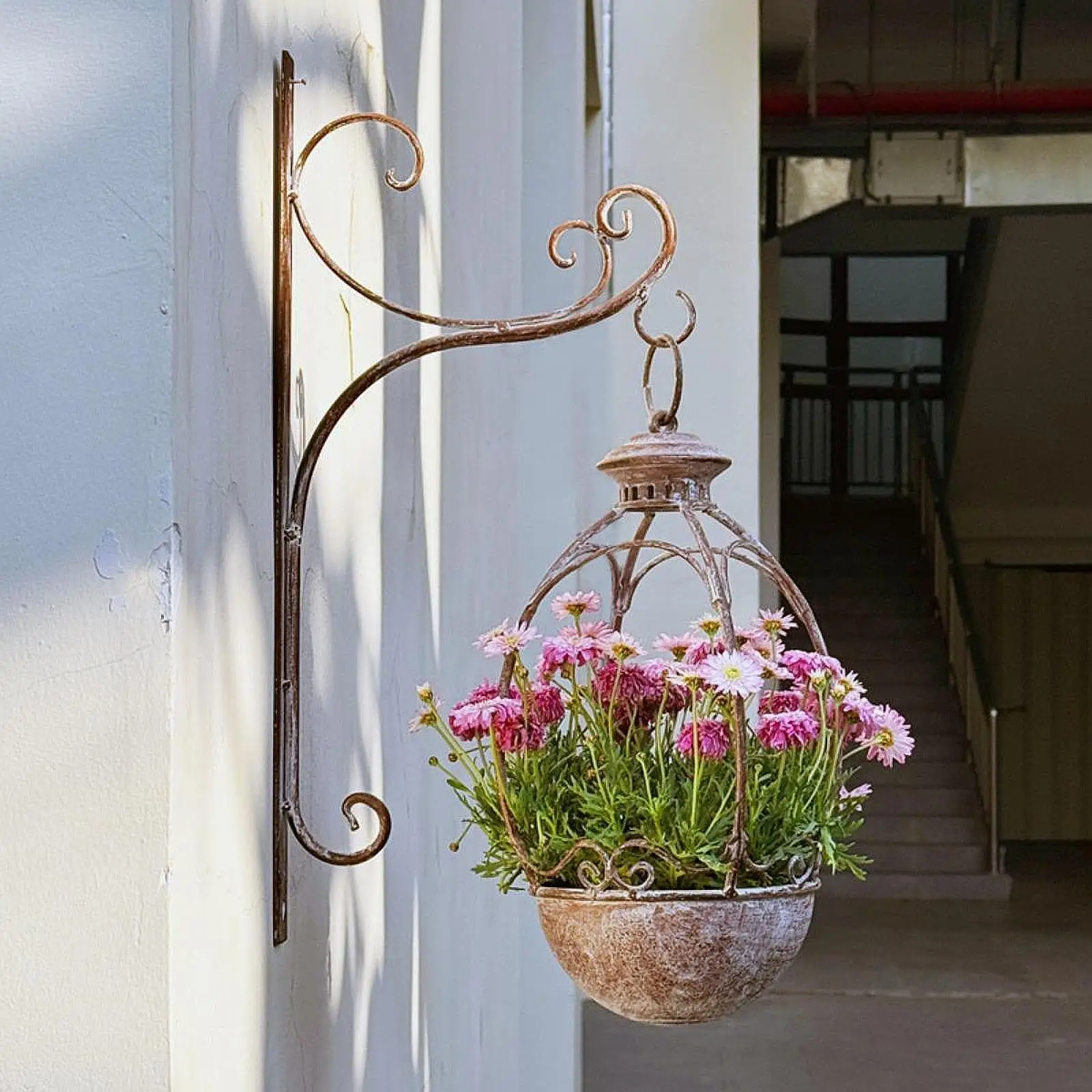Macetero de pared, estilo vintage, maceta colgante clásica para valla, - imagen 3