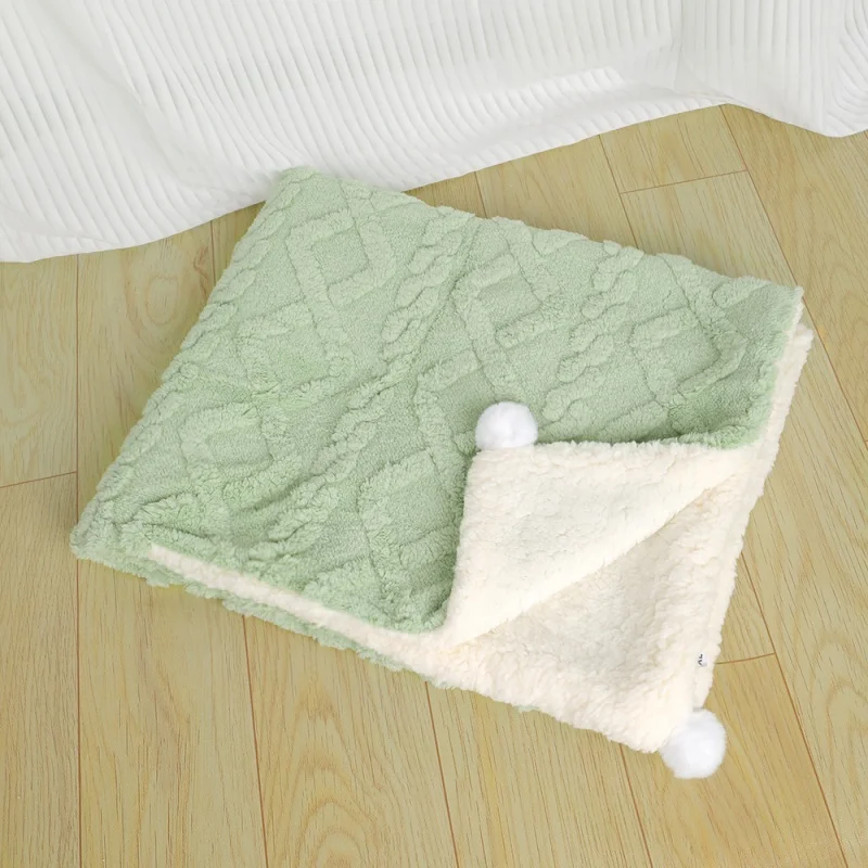 Manta felpa suave para gatos y perros – Ideal para el frío - imagen 2