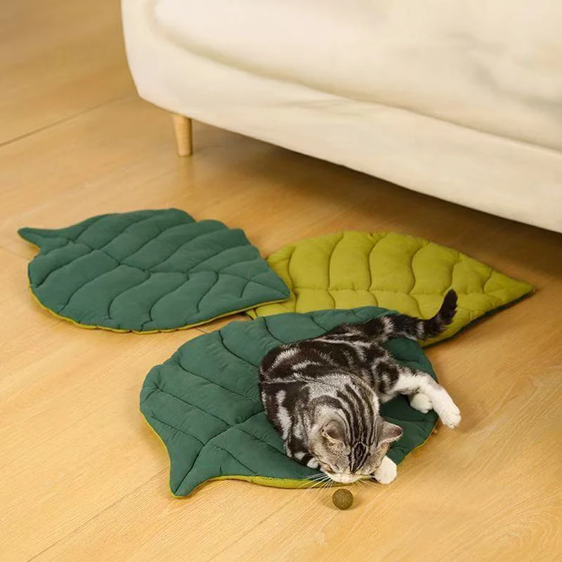 Estera para dormir de doble cara para gatos, perros pequeños, forma de hoja, cama para gatos, lavable, almohadilla para dormir para cachorros, accesorios para gatos - imagen 2