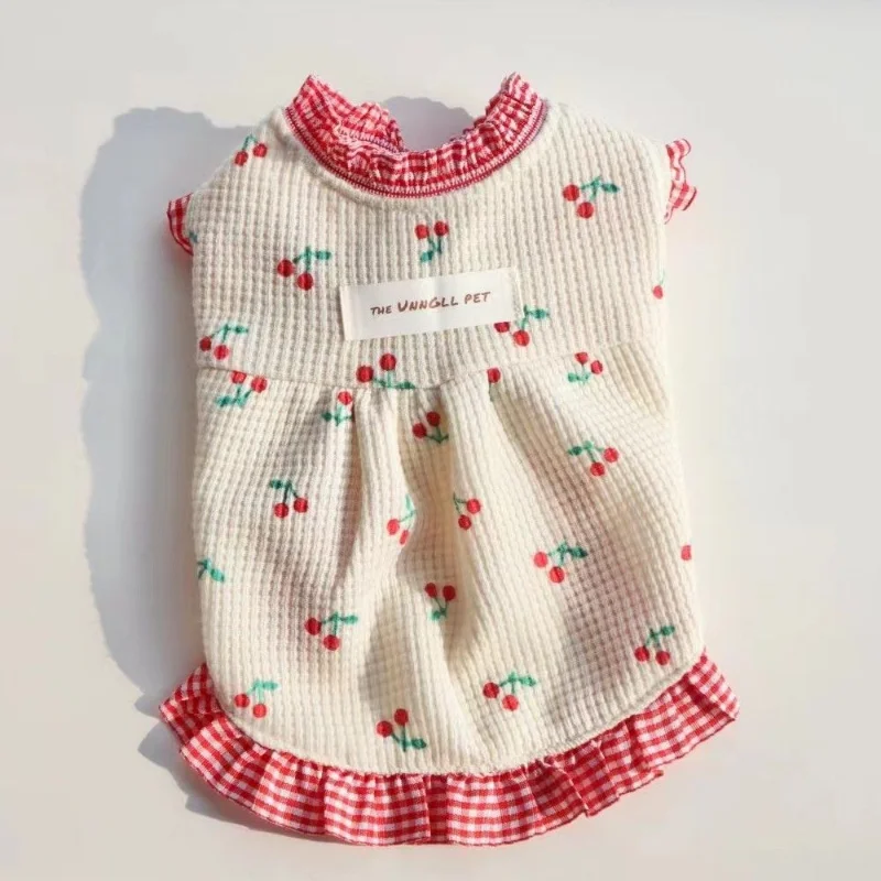 Bonita falda de punto de cereza de verano, ropa para perros, vestido para perros, ropa para gatos, estampado pequeño, moda blanca, cachorro, mascota, Chihuahua