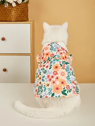 Vestido floral con volantes y cuello blanco para perros pequeños