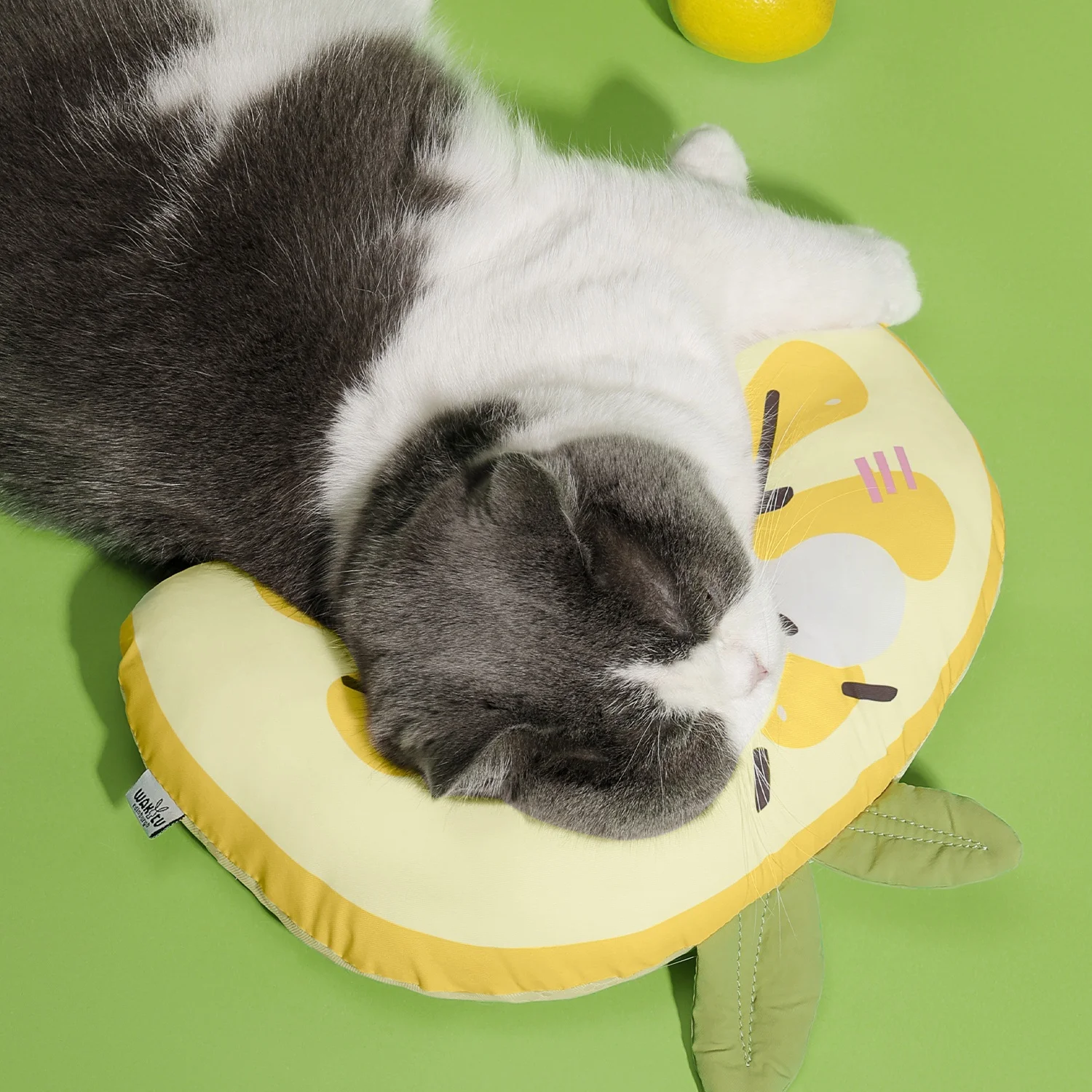 Almohadas pequeñas para mascotas, almohada para el cuello para cachorros en forma de U para gatos y gatos, para mejorar el alivio en interiores, almohada lavable para gatos en la máquina para dormir - imagen 2