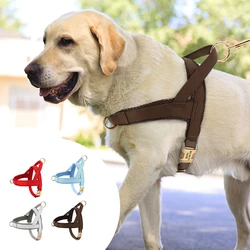 Arnés ajustable acolchado para perros grandes