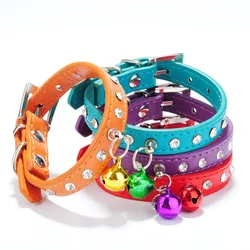Collar ajustable con cristales para perros y gatos