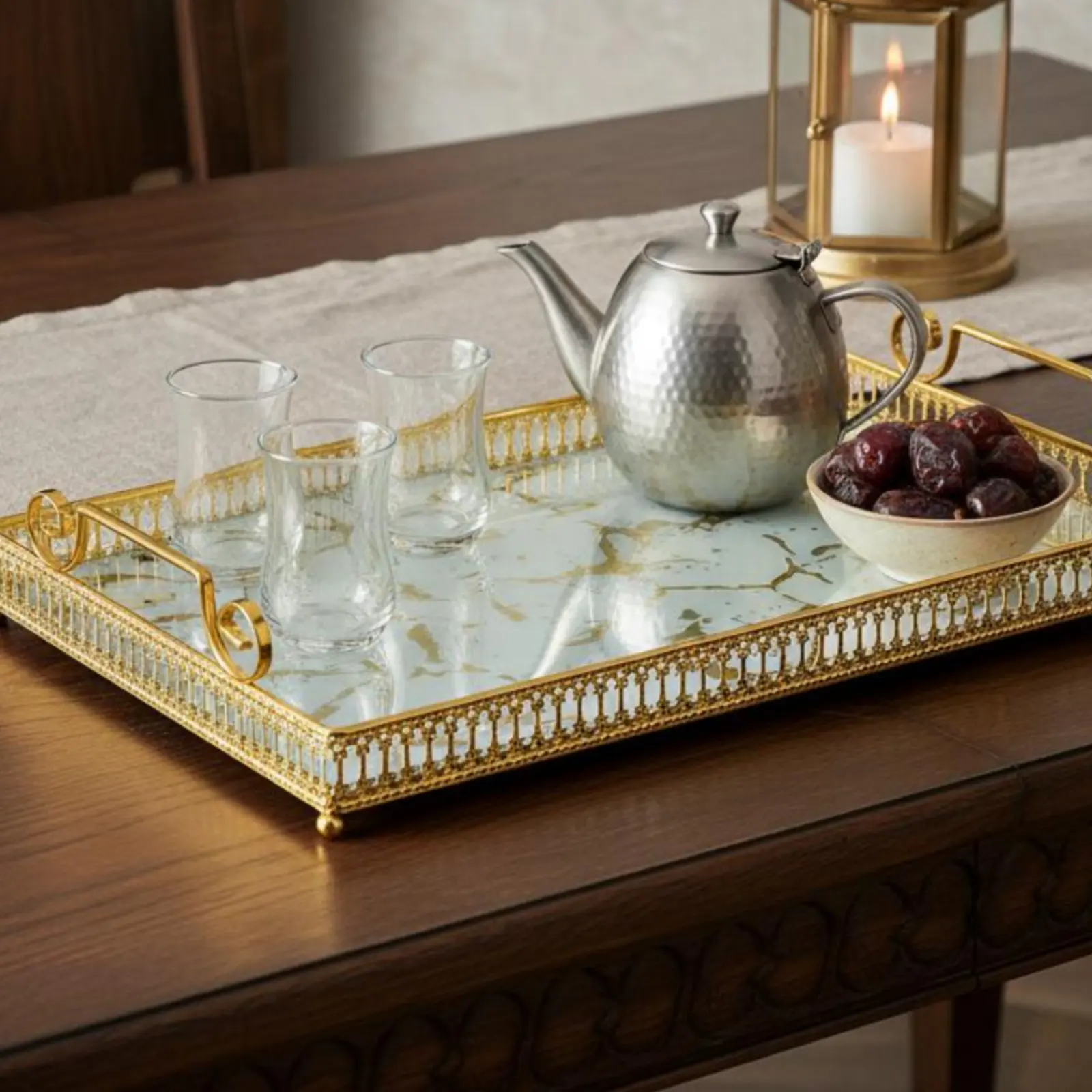 2 bandeja rectangular dorada con borde calado para servir en fiestas