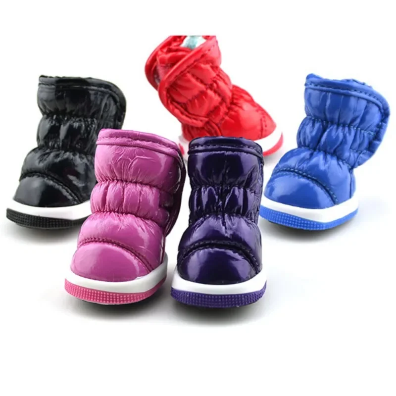 4 unids/set de zapatos de invierno para perros pequeños, zapatos cálidos de lana para cachorros y mascotas, botas de nieve impermeables para perros, zapatos de peluche para Chihuahua y Yorkies
