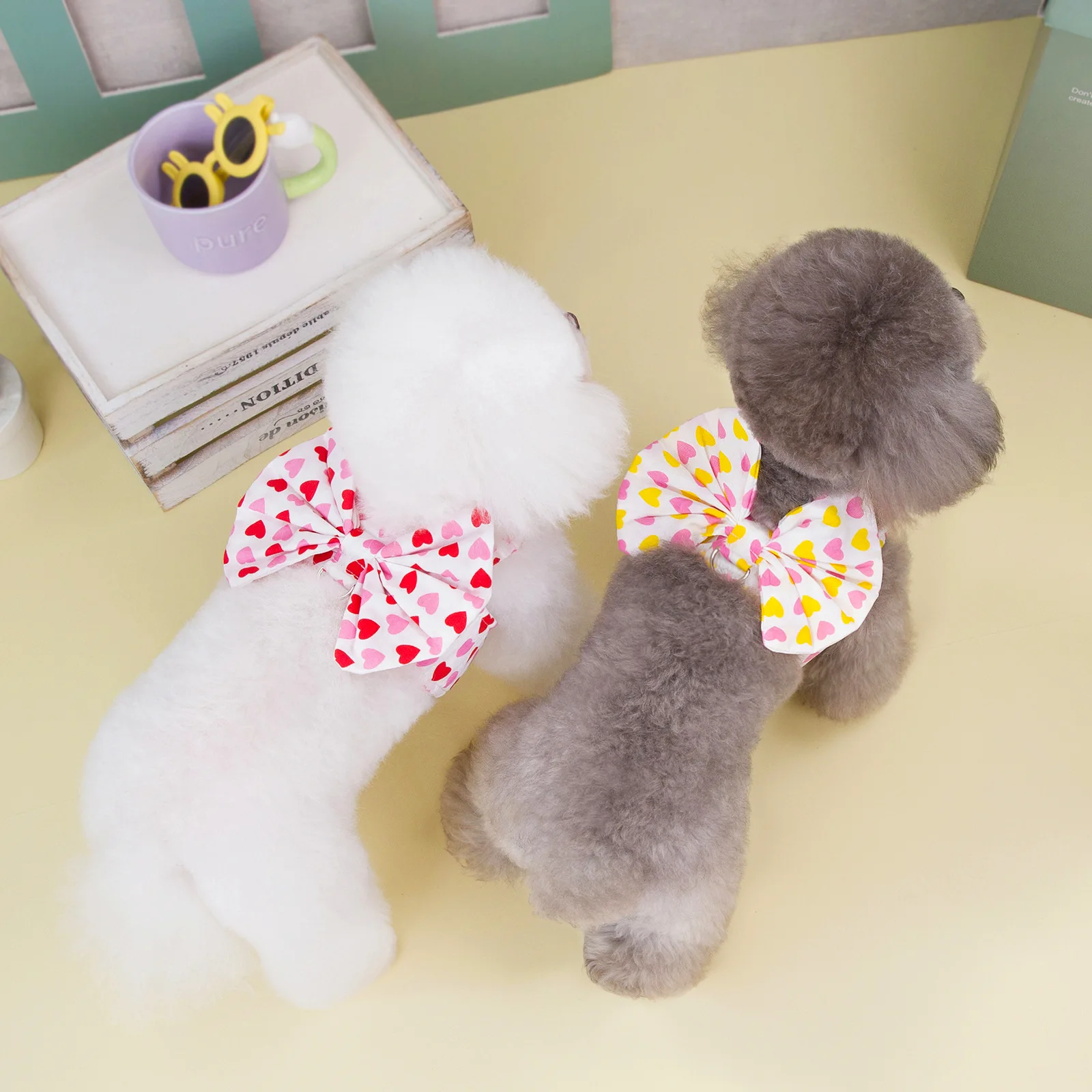 Conjunto de cuerda de tracción con lazo de amor para mascotas, ropa de primavera para perros, ropa para gatos Schnauzer de peluche, Collar para perros con pecho y espalda - imagen 2