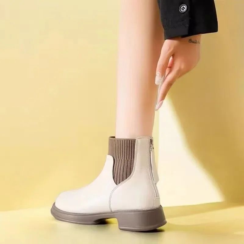Botas cortas de piel auténtica para mujer, zapatos sin cordones con punta redonda, cómodos, planos, estilo Chelsea, color negro, 2024 - imagen 5