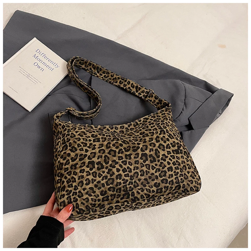 Bolso de hombro de mujer de textil suave informal a la moda, bolso cruzado Retro femenino con estampado de leopardo de gran capacidad para salidas de viaje - imagen 5