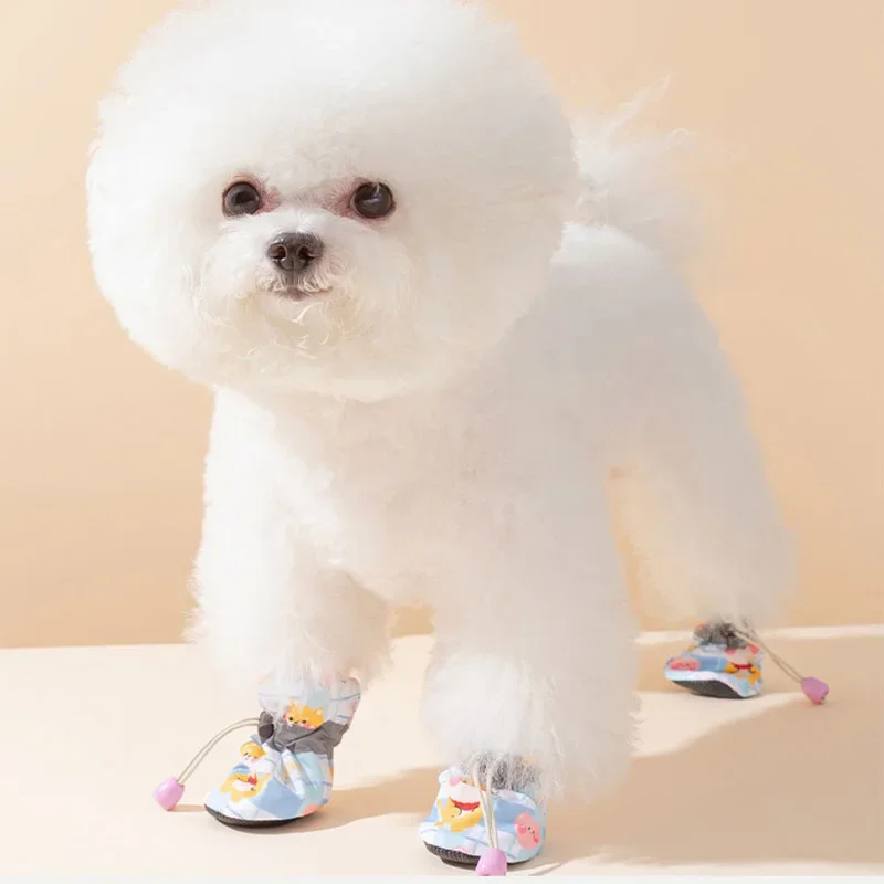Zapatos para perros pequeños, no caen los pies, peluche antisuciedad, reflectante, para salir, cubierta de pie de suela blanda, zapatos para mascotas, artículos para mascotas - imagen 4