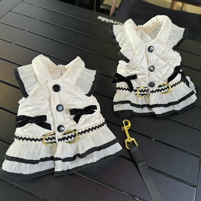 Otoño Invierno chaleco con lazo negro Linda chaqueta de manga voladora conjunto de tracción en el pecho y la espalda para perros Parkas ropa para cachorros para perros pequeños - imagen 2